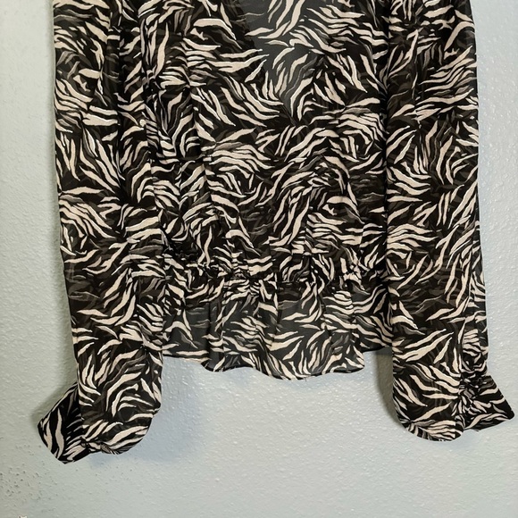 The Kooples Flowing Black and White Zebra Print Sheer V Neck‎ Blouse Size Medium - Picture 10 of 15